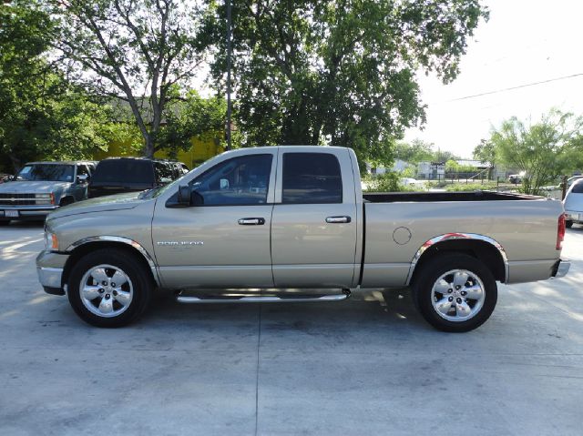 2004 Dodge Ram Pickup 1500 CREW CAB XL Diesel