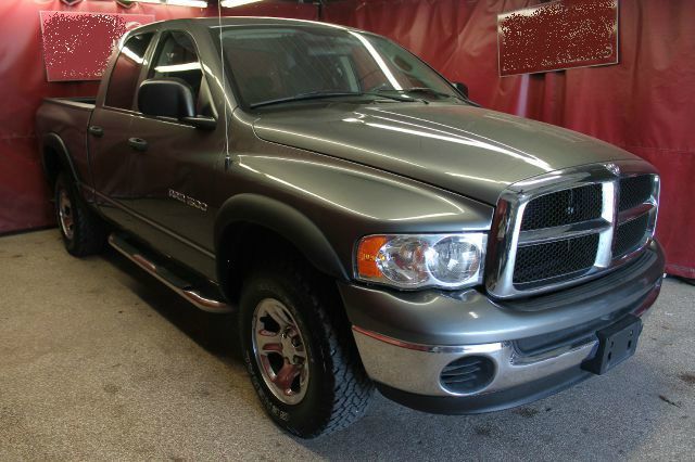 2005 Dodge Ram Pickup 1500 XLT SC 4X4 SWB