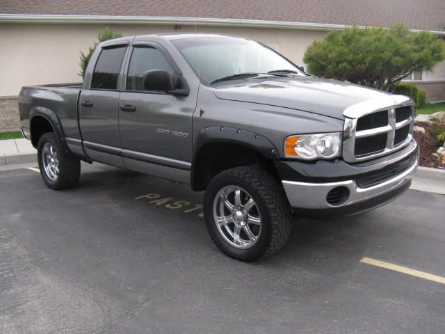 2005 Dodge Ram Pickup 1500 SLT