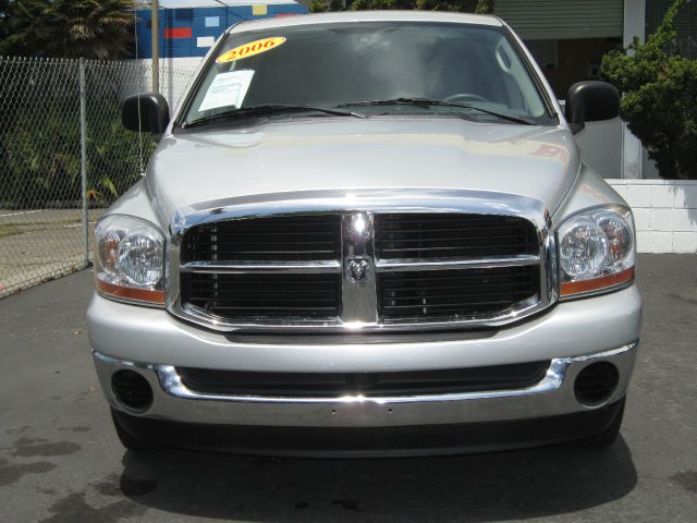 2006 Dodge Ram Pickup 1500 T6 AWD Leather Moonroof Navigation