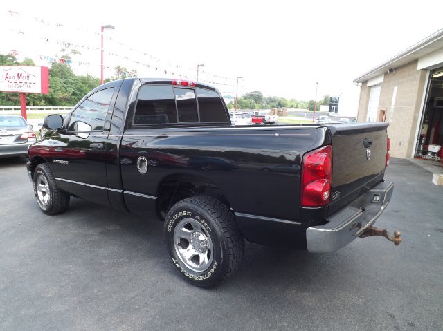 2007 Dodge Ram Pickup 1500 UP 4DR 4X4