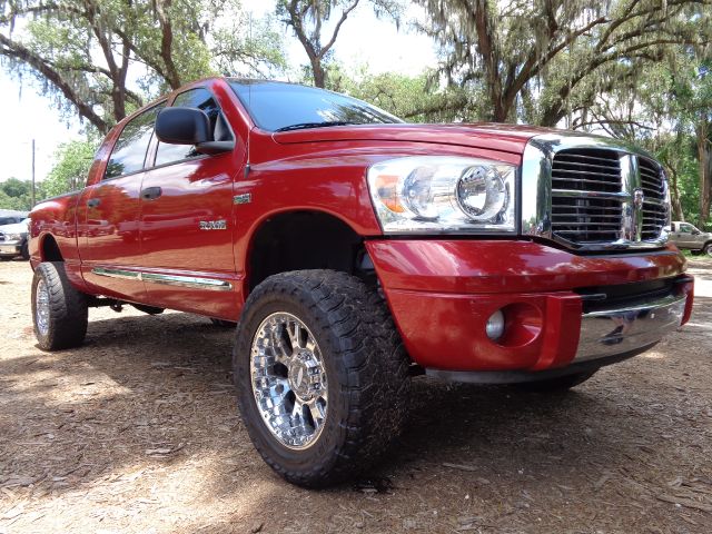 2008 Dodge Ram Pickup 1500 CREW DSL Lariat4wd