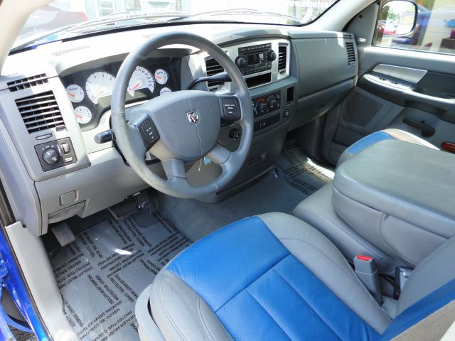 2008 Dodge Ram Pickup 1500 CE Clean AUTO Checkwe Offer Financing FOR ALL TY