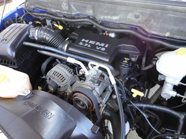 2008 Dodge Ram Pickup 1500 CE Clean AUTO Checkwe Offer Financing FOR ALL TY