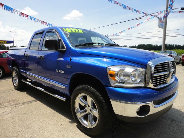 2008 Dodge Ram Pickup 1500 CE Clean AUTO Checkwe Offer Financing FOR ALL TY