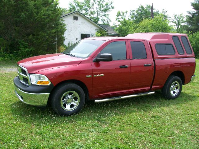 2010 Dodge Ram Pickup 1500 XLT SC 4X4 SWB