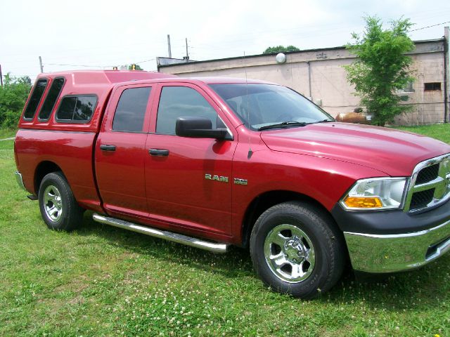 2010 Dodge Ram Pickup 1500 XLT SC 4X4 SWB