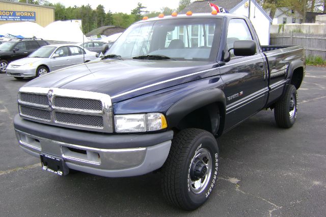 1995 Dodge Ram Pickup 2500 LS Flex Fuel 4x4 This Is One Of Our Best Bargains