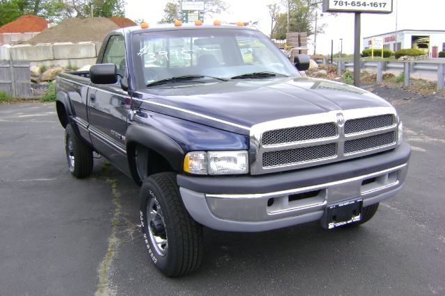 1995 Dodge Ram Pickup 2500 LS Flex Fuel 4x4 This Is One Of Our Best Bargains