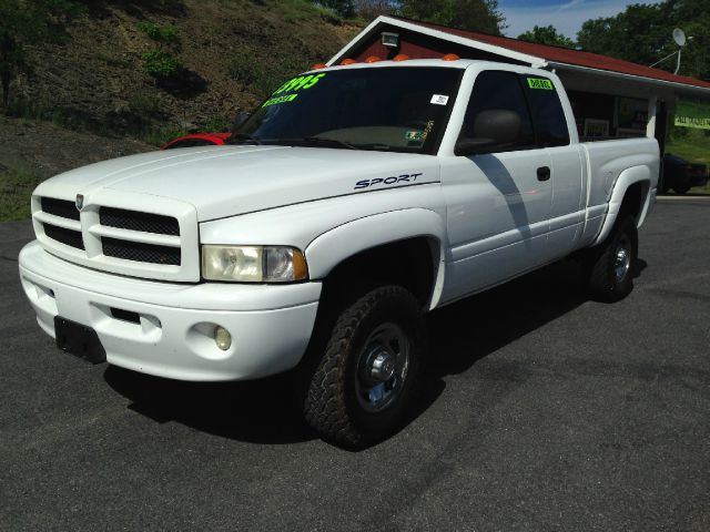 1999 Dodge Ram Pickup 2500 XLT Superduty Turbo Diesel
