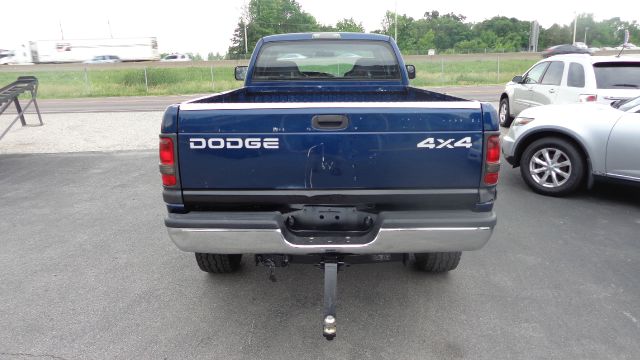 2001 Dodge Ram Pickup 2500 XLT FX4 Crew Cab