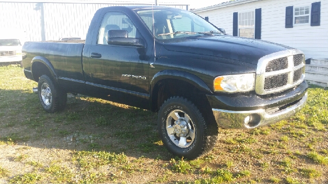 2004 Dodge Ram Pickup 2500 Super Cab Lariat