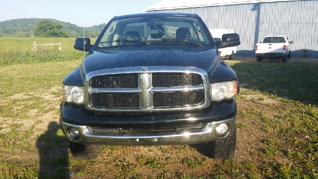 2004 Dodge Ram Pickup 2500 Super Cab Lariat