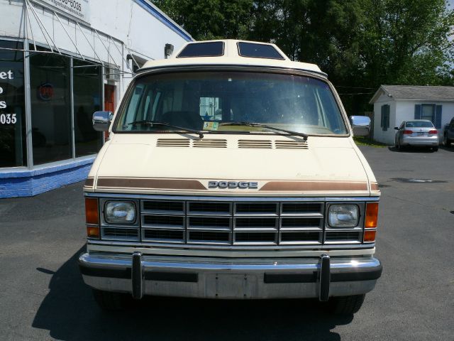 1989 Dodge Ram Van 1500 LT 4WD