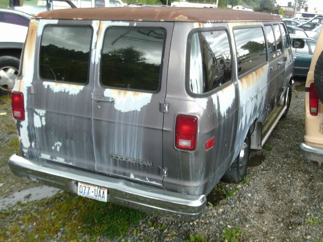 1991 Dodge Ram Van Sport 4D Hardtop 4WD