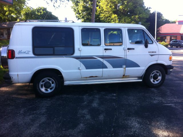 1994 Dodge Ram Van V6 4x4 SUV
