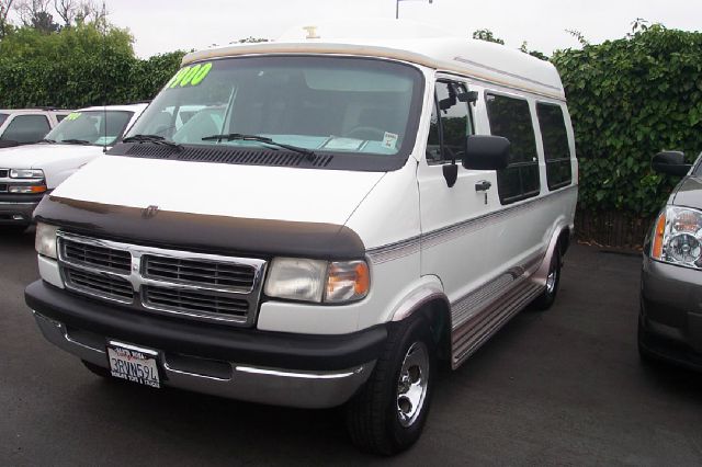 1996 Dodge Ram Van Silverado Tmc Coyote