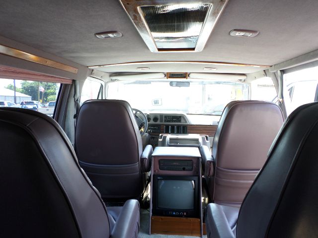 1996 Dodge Ram Van LS 4X4