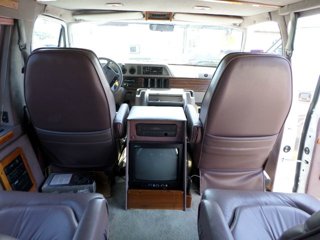 1996 Dodge Ram Van LS 4X4