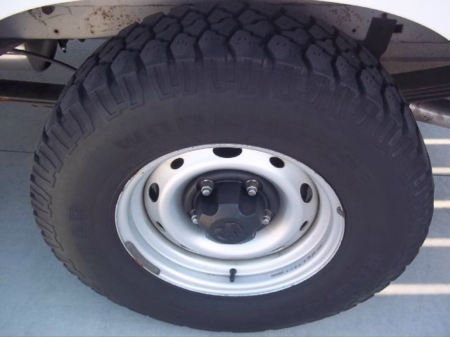 1997 Dodge Ram Van LS 4X4