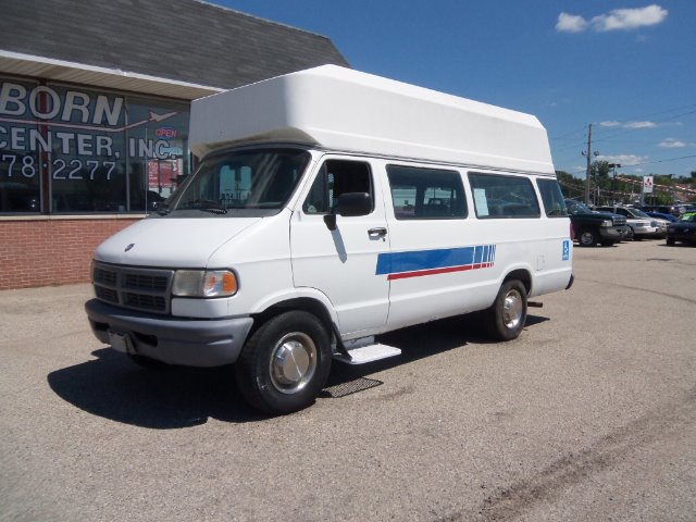 1997 Dodge Ram Van Navigation/premium Plus