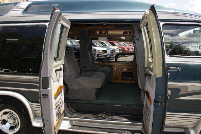 1998 Dodge Ram Van Lariat, Diesel, 4x4finance