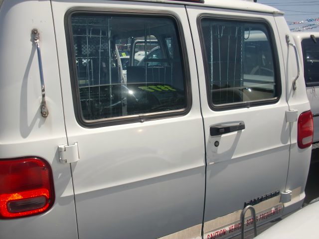 1998 Dodge Ram Van XE 3.5