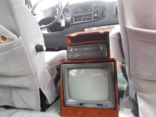 1999 Dodge Ram Van SLT / Big Horn
