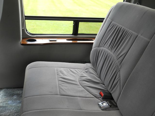 1999 Dodge Ram Van SLT / Big Horn