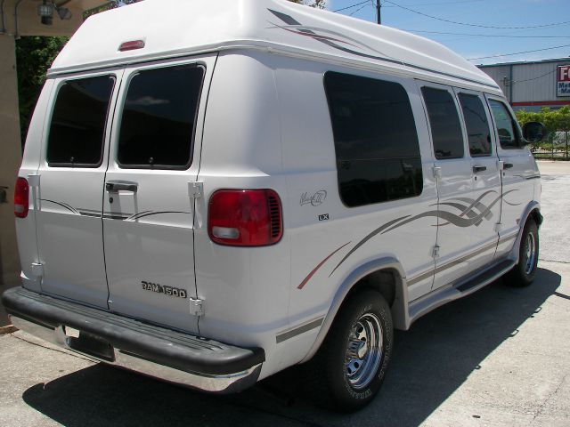 1999 Dodge Ram Van SPEC V