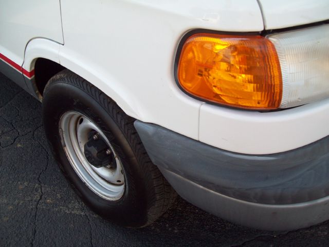 1999 Dodge Ram Van XE 3.5