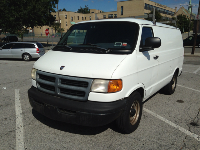 1999 Dodge Ram Van SLT / Big Horn