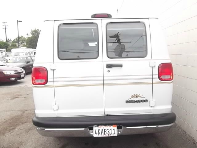 1999 Dodge Ram Van XE 3.5