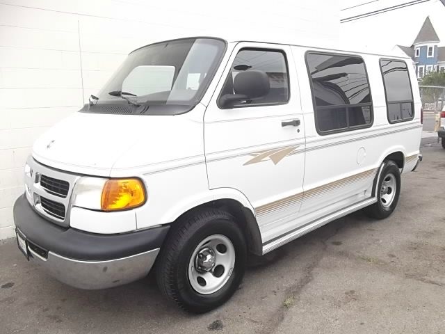1999 Dodge Ram Van XE 3.5
