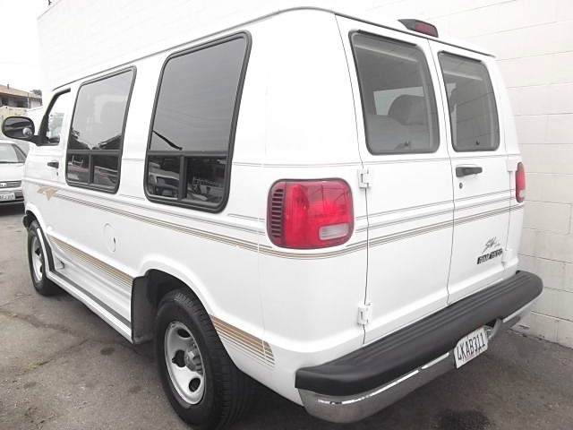 1999 Dodge Ram Van XE 3.5