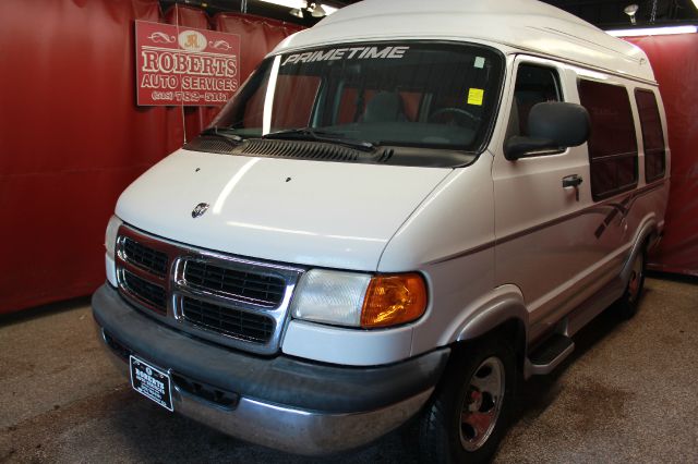 2000 Dodge Ram Van XE 3.5