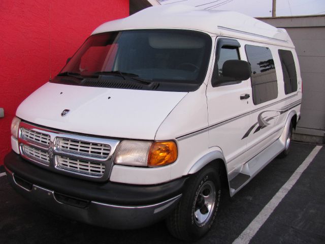 2000 Dodge Ram Van SPEC V