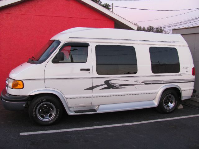 2000 Dodge Ram Van SPEC V