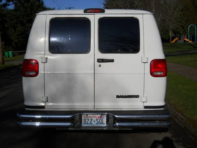 2001 Dodge Ram Van SPEC V