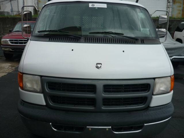 2002 Dodge Ram Van 1500 BASE