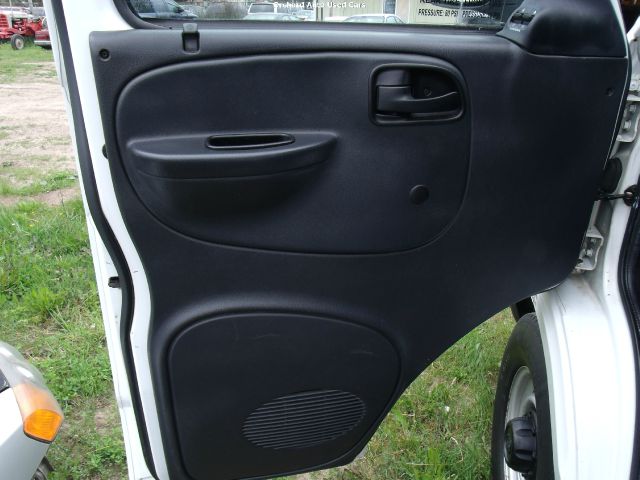 2002 Dodge Ram Van AWD XR - Htd Lthr New Tires