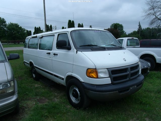 2002 Dodge Ram Van AWD XR - Htd Lthr New Tires