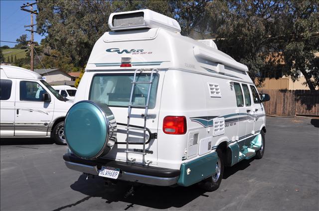 2002 Dodge Ram Van WRX STi W/silver Wheels