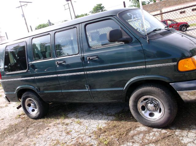 2002 Dodge Ram Van XE 3.5