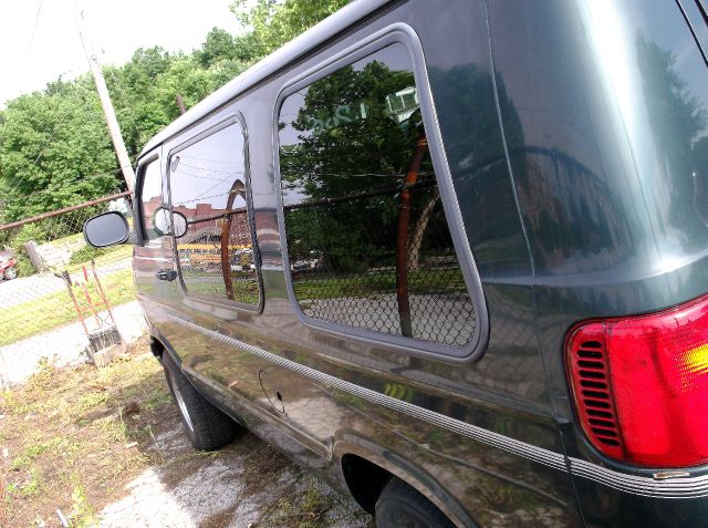 2002 Dodge Ram Van XE 3.5