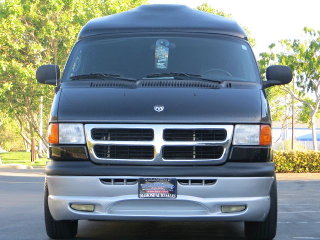 2002 Dodge Ram Van SPEC V
