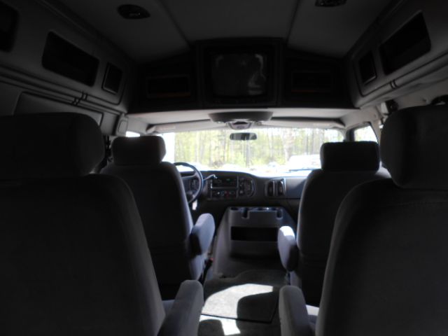 2002 Dodge Ram Van XLT 4x4 Heavy Half