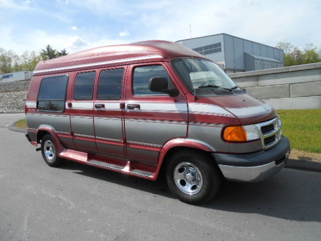 2002 Dodge Ram Van XLT 4x4 Heavy Half