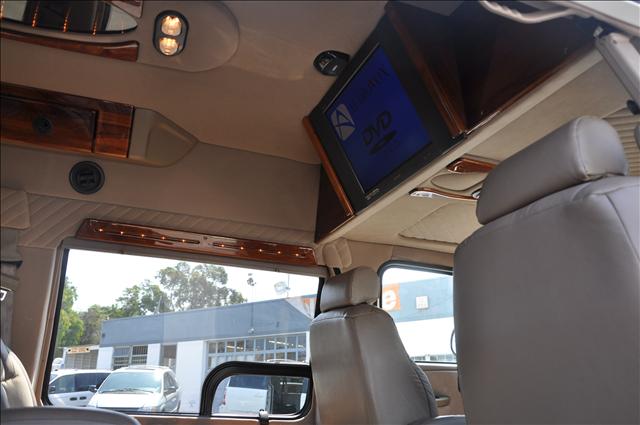 2002 Dodge Ram Van DRW Lariat