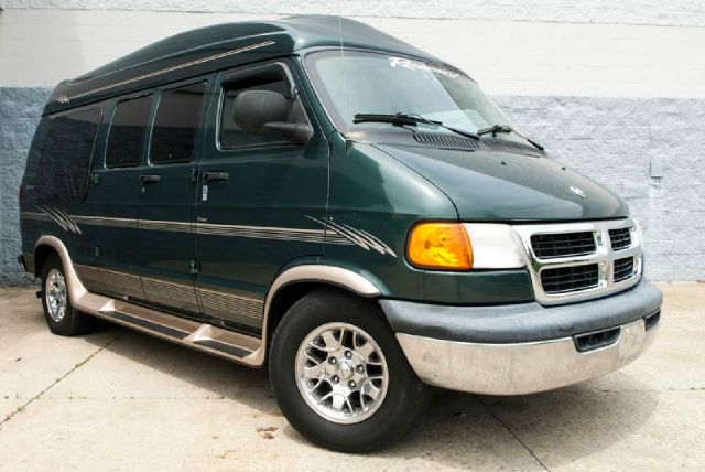 2003 Dodge Ram Van SPEC V
